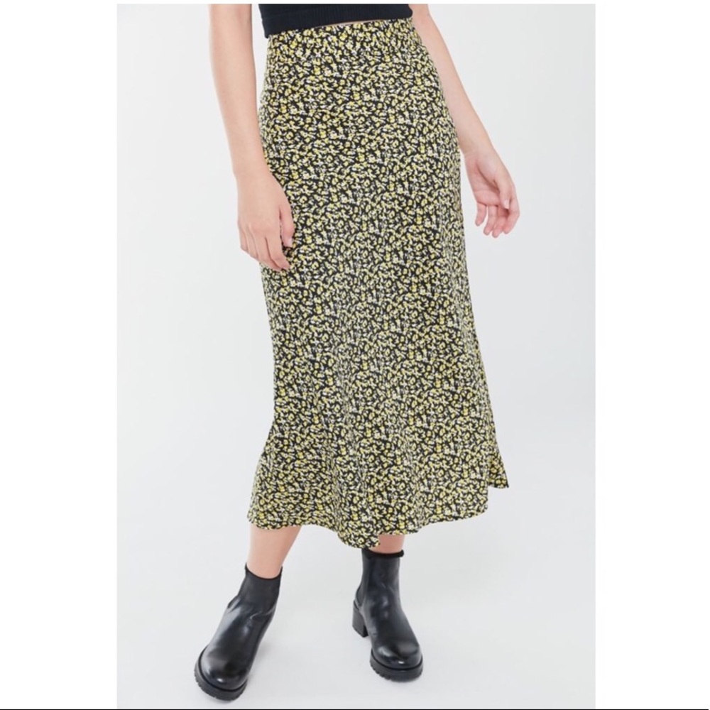 UO Cadence Floral Slip Skirt